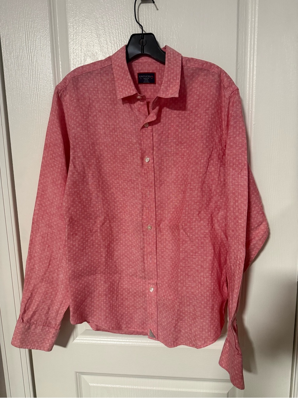 UNTUCKit Pink Casual Button-Down Shirt with Subtle Pattern